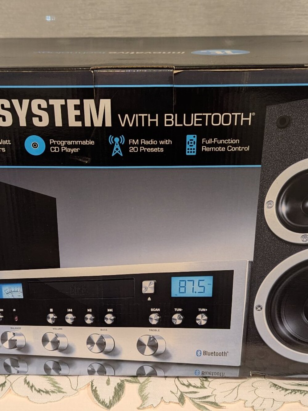 Innovative Technology - Classic CD 50W Stereo System with Bluetooth - Silver